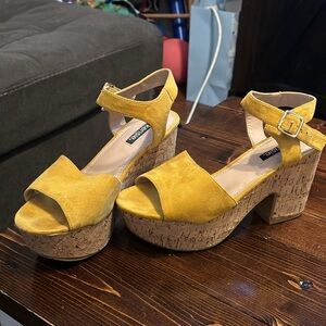 Mustard color heels